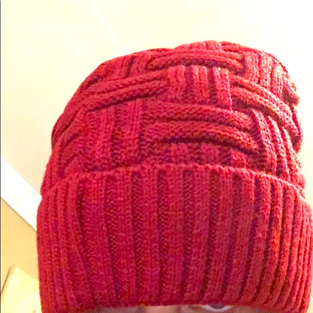 Men/women’s LORITTA BEANIES Skull Cap crimson